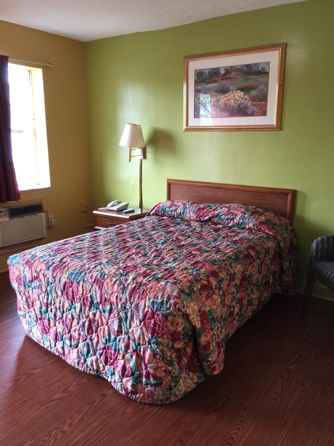 Bel Air Motel Кларксвилл Экстерьер фото